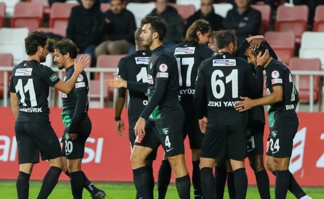 Yukatel Denizlispor kupada avantajı kaptı