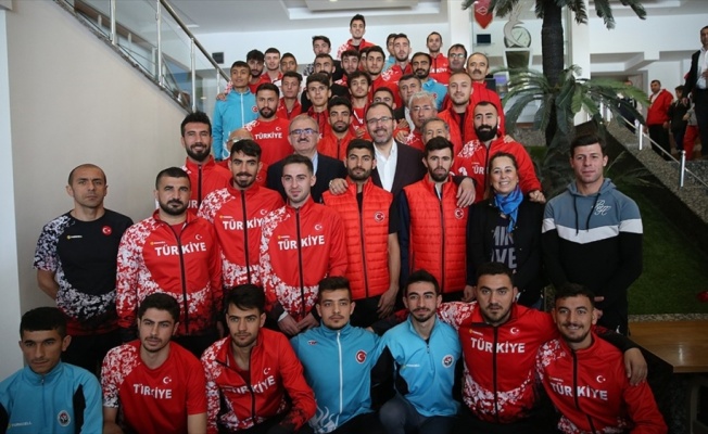 Bakan Kasapoğlu: Antalya spor kenti haline geldi