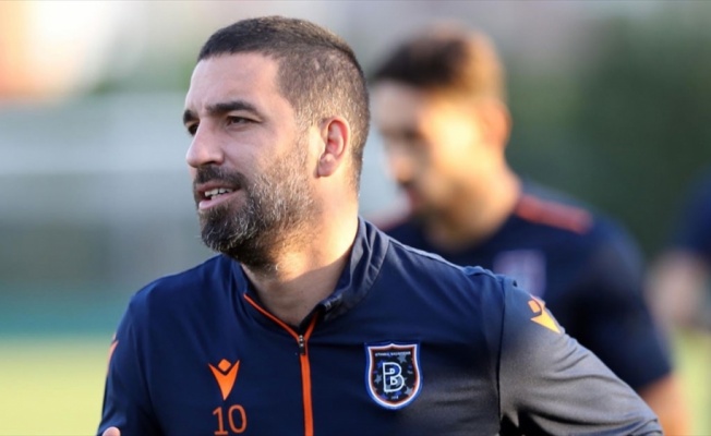 Beşiktaş Arda Turan'ın transfer edileceği haberlerini yalanladı