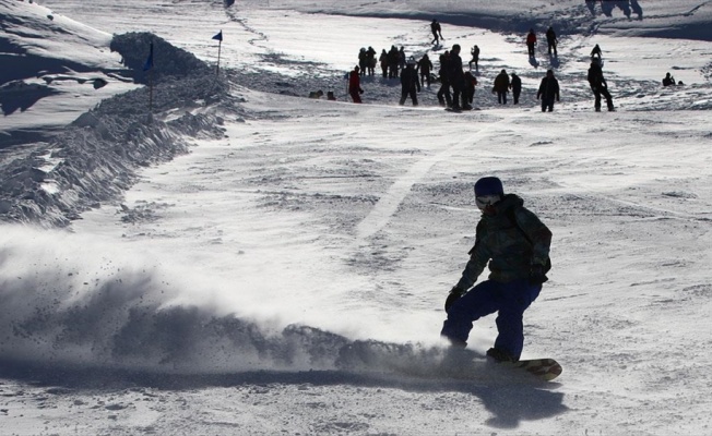 Denizli Pamukkale'ye gelenleri kayak merkezinde de ağırlayacak