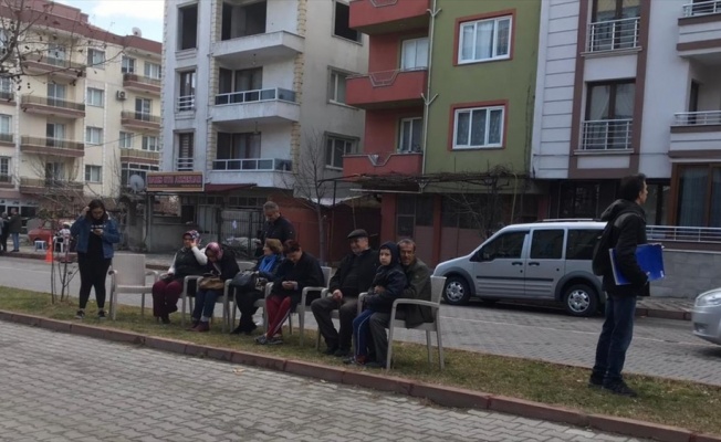 Manisa'da 4,8 büyüklüğünde deprem meydana geldi