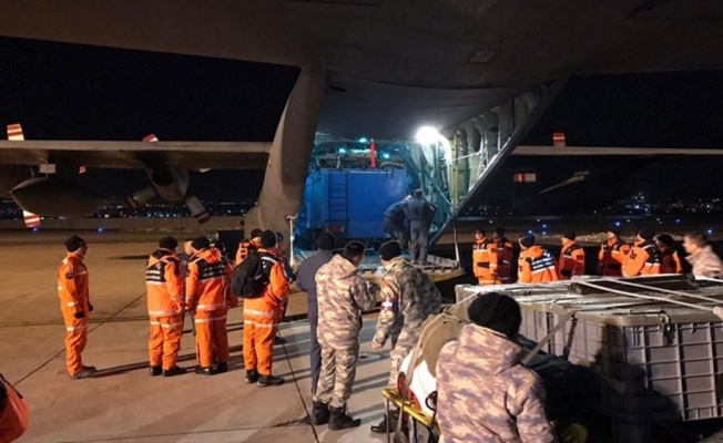 MSB ve Genelkurmayda arama kurtarma faaliyetlerine destek için kriz masası oluşturuldu