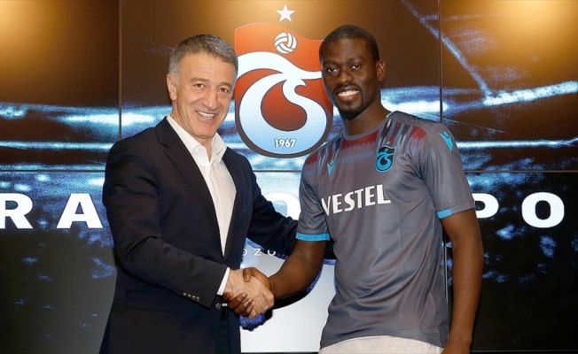 Trabzonspor Ndiaye ile sözleşme imzaladı