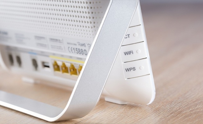 Türk Telekom CEO'su Önal: Wi-Fi şifrelerini herkesle paylaşmayın