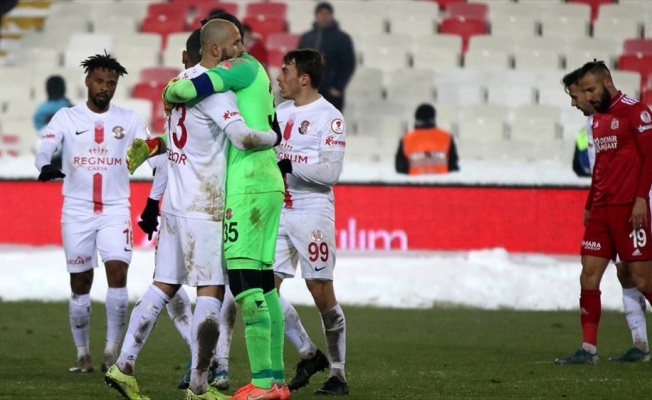 Antalyaspor Ziraat Türkiye Kupası'nda yarı finale yükseldi