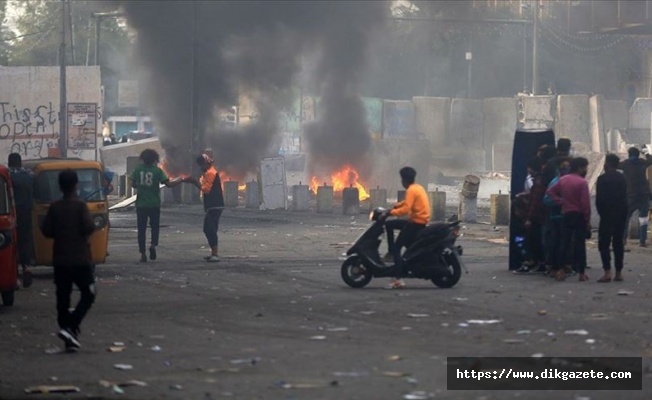 Bağdat'ta güvenlik güçlerinin dünkü gösterilere müdahalesinde 1 kişi öldü