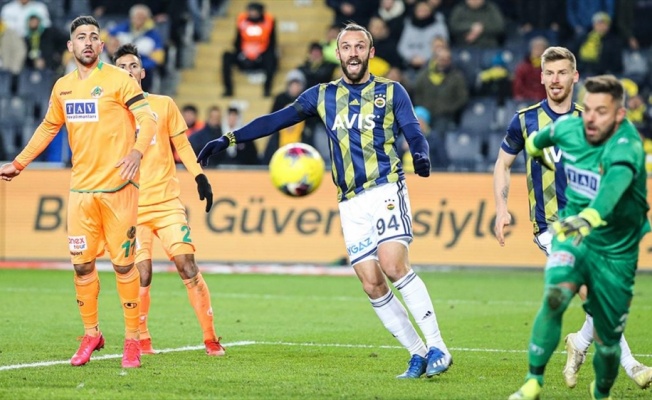 Fenerbahçe'den Kadıköy'de kritik puan kaybı