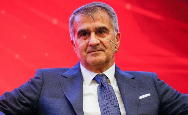 Şenol Güneş: Kendi takım karakterimizi sunmak zorundayız