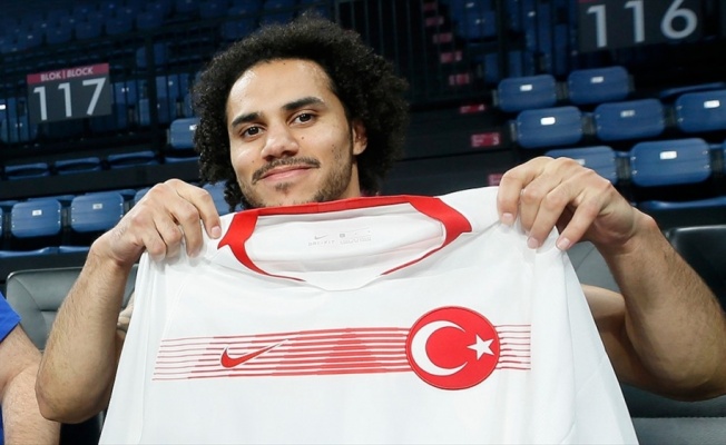 Shane Larkin A Milli Basketbol Takımı'nda oynayacak