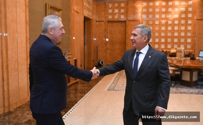 Tataristan Cumhurbaşkanı Minnihanov ve Türk Başkonsolos Erikan ikili ilişkileri görüştü