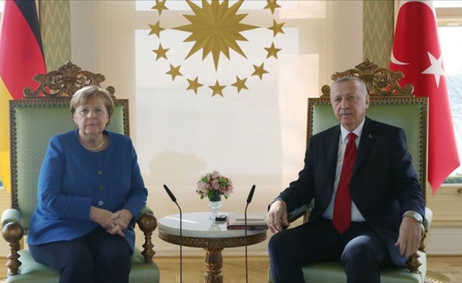 Erdoğan ve Merkel'den İdlib görüşmesi