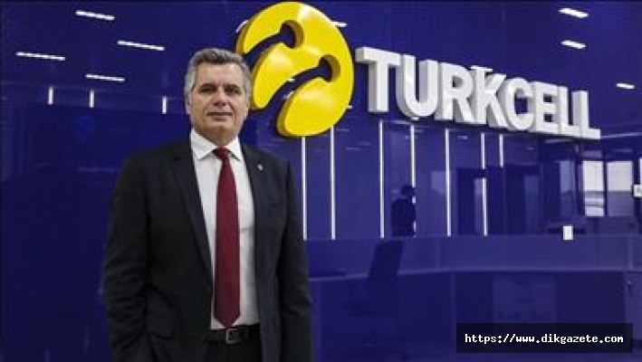 Turkcell, müşterilerini “ünlülerin sesiyle“ uyardı: #EvdeHayatVar