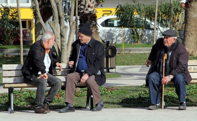 Türkiye'de yaşlı nüfus 5 yılda yüzde 21,9 arttı