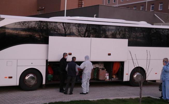 Isparta'da karantinadaki 39 umreci tedavi edilerek memleketlerine gönderildi