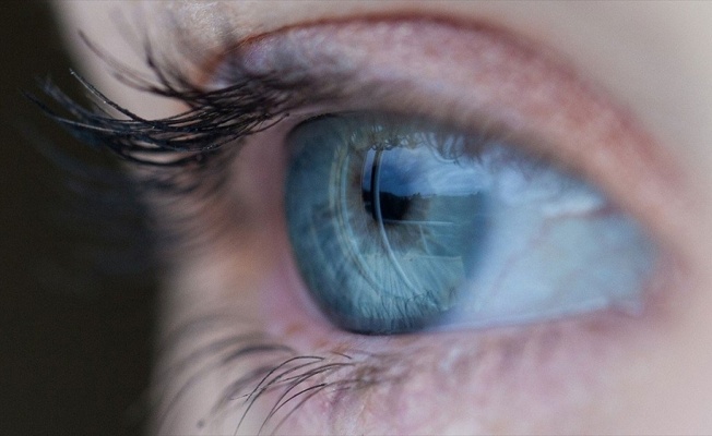 'Mavi gözler' uğruna kör olma riskiyle karşı karşıya kalmayın