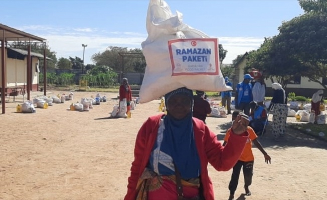 Türkiye Diyanet Vakfından Zimbabveli ailelere Ramazan yardımı