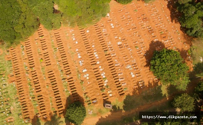 Brezilya'da mezarlıklarda yer açmak için eski mezarlar boşaltılıyor