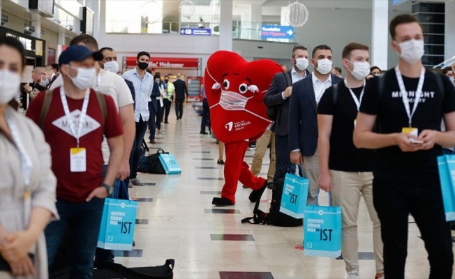 Büyükelçiler ve yabancı gazeteciler “güvenli turizm“ için Antalya'da buluştu