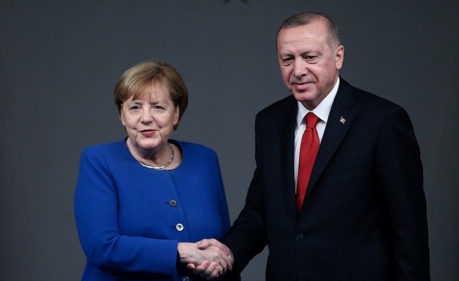 Erdoğan ile Merkel videokonferans görüşmesi gerçekleştirdi