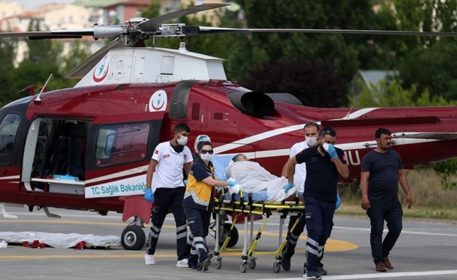 Kayseri'de ambulans helikopter kalp hastası kadın için havalandı