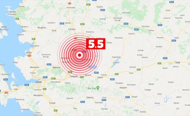 Manisa'da 5.5 büyüklüğünde deprem