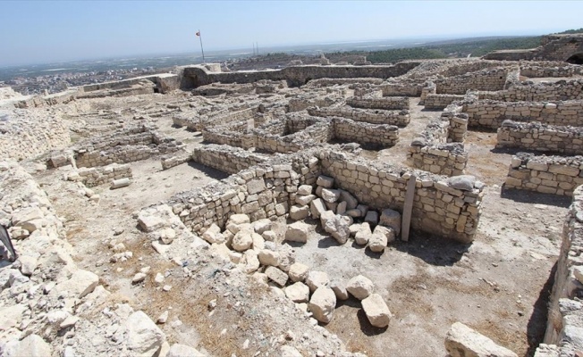 Tarihi Silifke Kalesi'nde sezon kazıları başladı