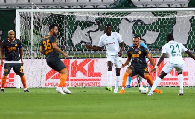 Aytemiz Alanyaspor Konya'da kazandı