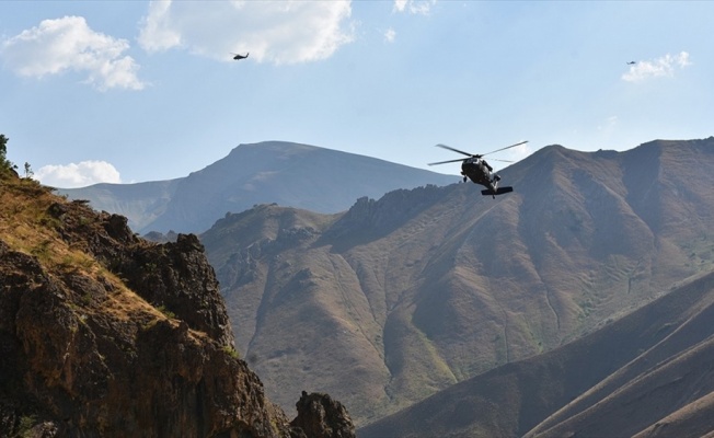 Hakkari'de 2 terörist etkisiz hale getirildi