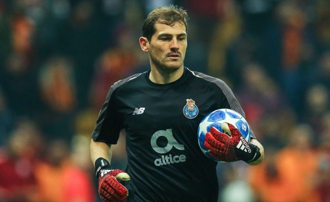 İspanyol kaleci Casillas futbolu bıraktı