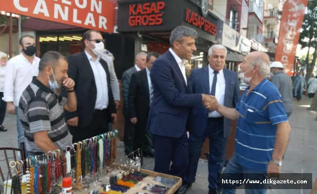 Yenilik Partisi Genel Başkanı Öztürk Yılmaz Ankara’da esnaf kahvehanelerini ziyaret etti