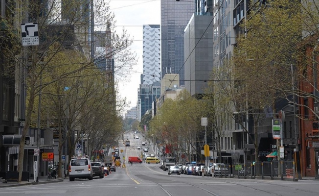 Avustralya'nın Melbourne kentindeki sıkı Kovid-19 yasakları hafifletildi