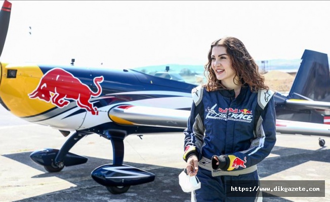 Red Bull sporcusundan, Hezarfen Havalimanı gösterisi