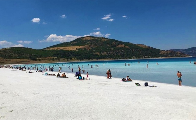 Salda'nın 'Beyaz Adalar' bölgesinde göle girilmesi yasaklanabilir