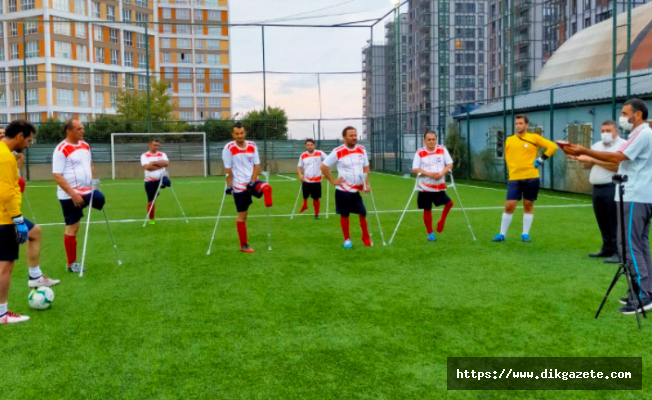 Başakşehir Ampute Futbol Takımı oyuncularıyla sohbet..