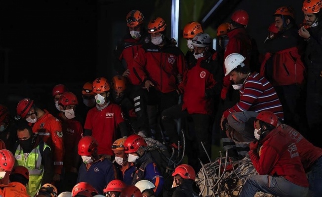 İzmir'deki depremde can kaybı 114'e yükseldi