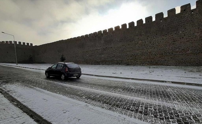 Meteorolojiden sağanak ve kar uyarısı