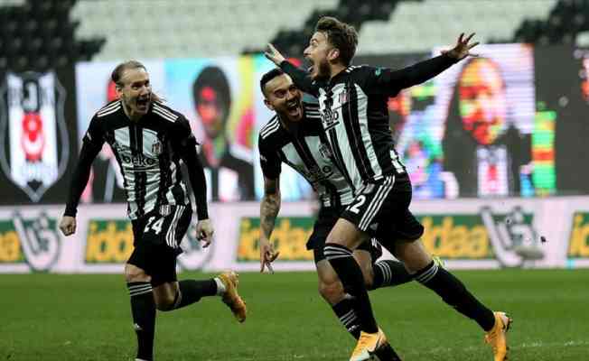 Beşiktaş Süper Lig'in ilk yarısını lider tamamladı