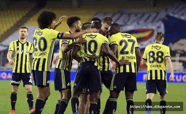 Fenerbahçe zirve takibini sürdürdü