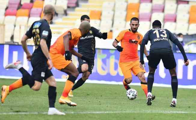 Galatasaray 3 puanı tek golle aldı