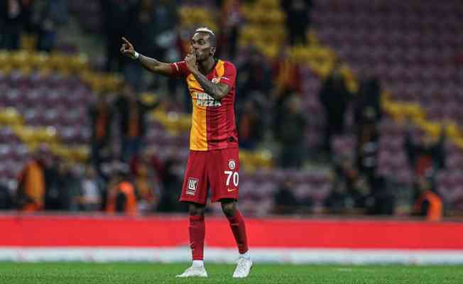 Galatasaray Onyekuru'yu kadrosuna kattı