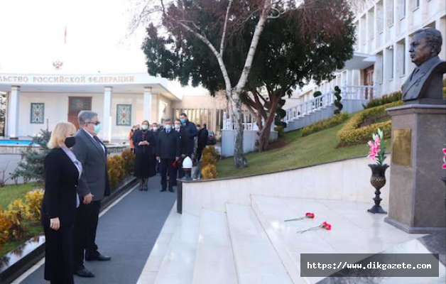 Büyükelçi Andrey Karlov, Ankara'da sevgi ve saygıyla anıldı