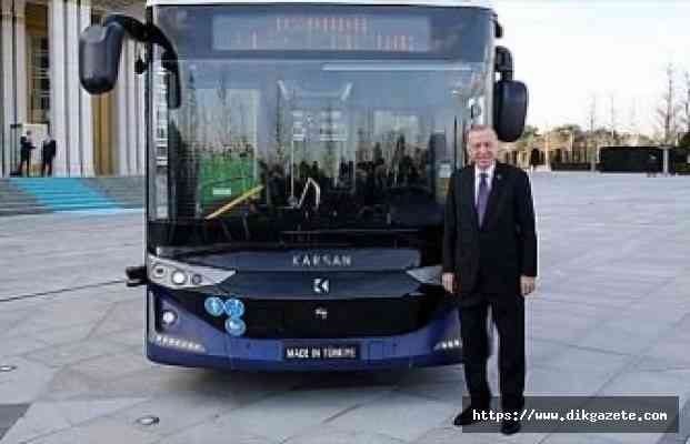 Karsan'ın elektrikli sürücüsüz otobüsü Türkiye'de de yollara çıkıyor