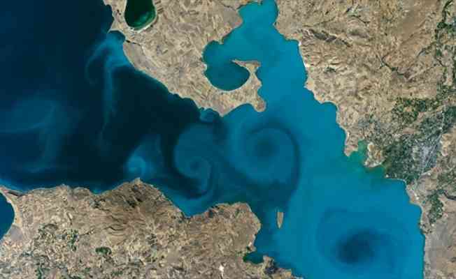 Van Gölü&#039;nün uzaydan çekilen fotoğrafı NASA&#039;nın favorileri arasında yer aldı