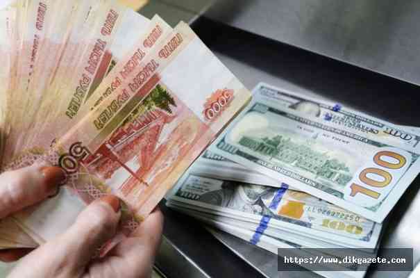 Yaptırım risklerinin azaltılmasıyla Rus rublesi, dolar ve euro karşısında büyüyor