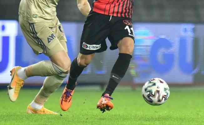 Gaziantep, Fenerbahçe'ye konuk oluyor