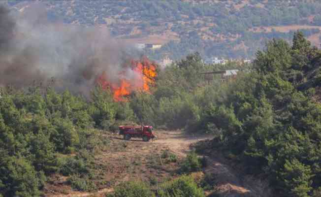 Hatay&#039;daki orman yangınlarıyla ilgili tutuklu 2 kişiye dava açıldı