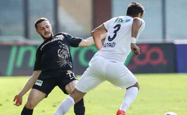 Kasımpaşa ile Helenex Yeni Malatyaspor puanları paylaştı