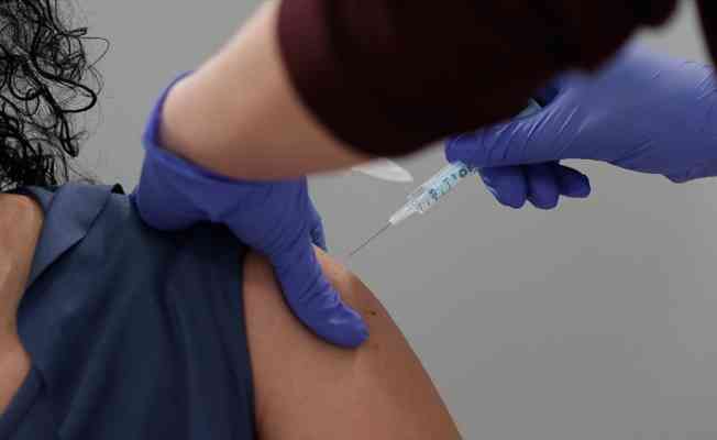 Kovid-19 aşısının 'kemoterapiden bir hafta önce veya sonra yaptırılması' tavsiyesi