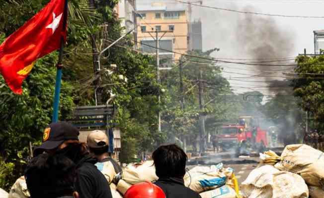 Myanmar ordusu 19 kişiye idam cezası verdi