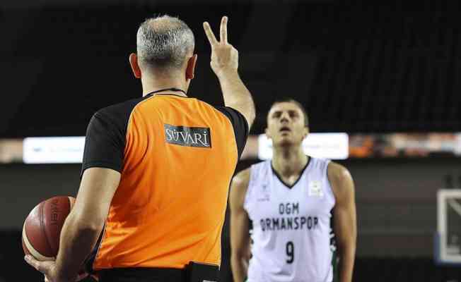 Türk hakemliğinin başarısı FIBA'da örnek gösterildi